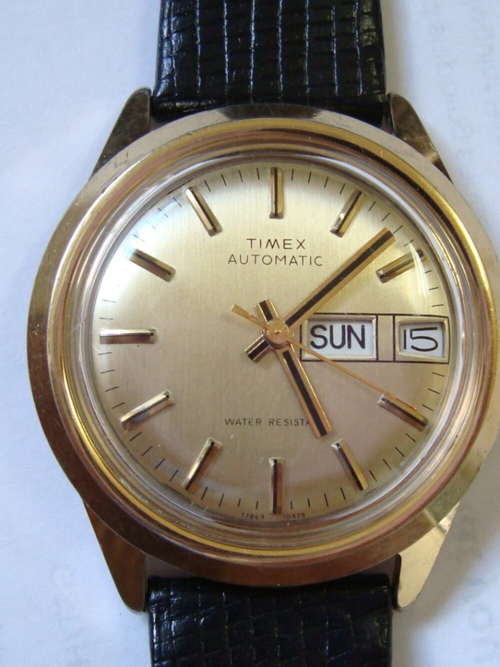 VINTAGE AUTOMATIC TIMEX 1979,RUN GREAT,